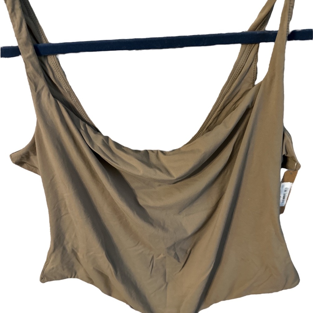 NWT skims tan bodysuit with buttons at bottom no adjustment straps 4x cute